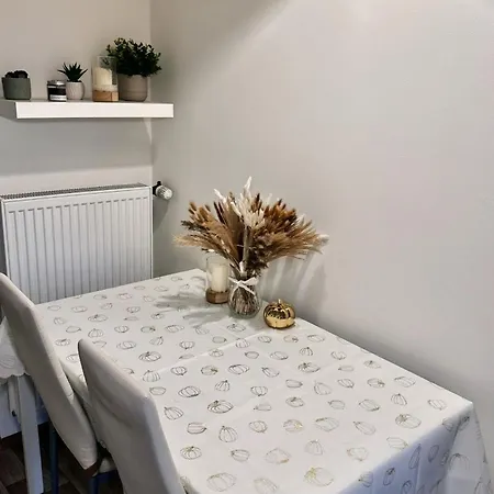 Apartmán Bright And Cozy 40 M At 7
